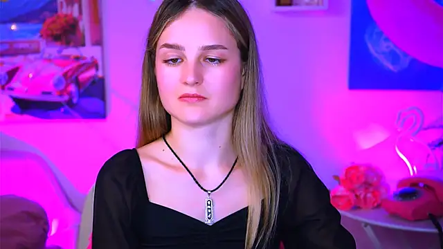 DeboraLarson online show from 21, 1, 2025