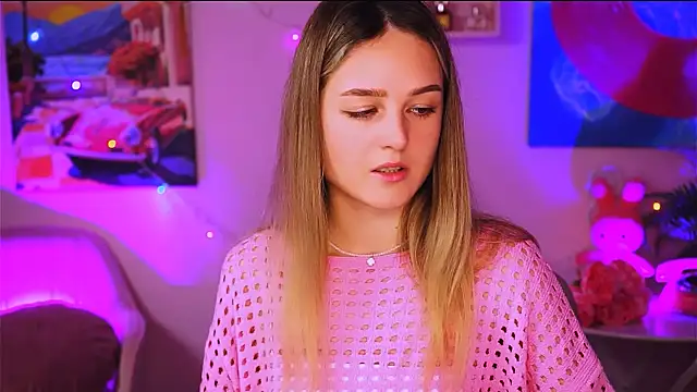 DeboraLarson online show from 26, 1, 2025