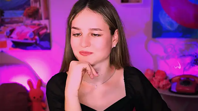 DeboraLarson online show from 2, 2, 2025