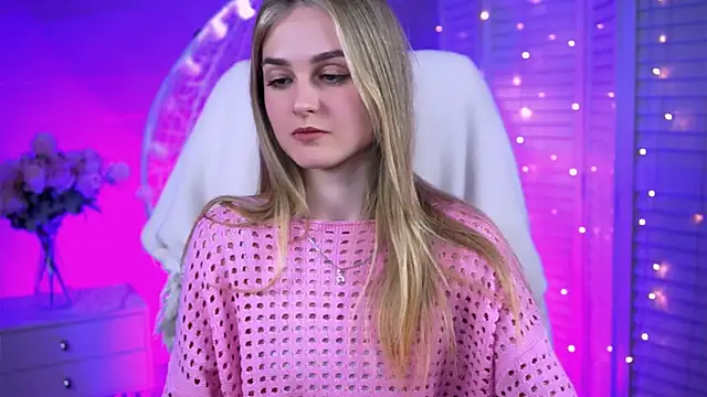 DeboraLarson online show from 19, 3, 2025