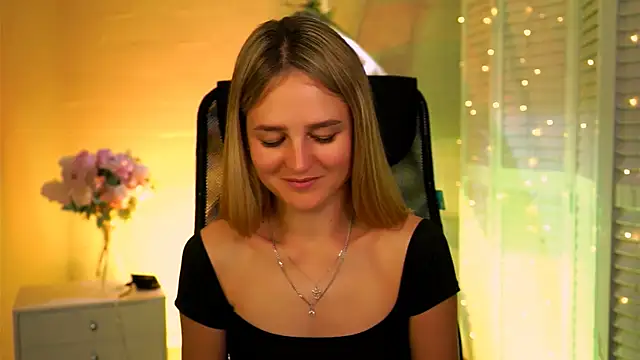 DeboraLarson online show from 10, 4, 2026