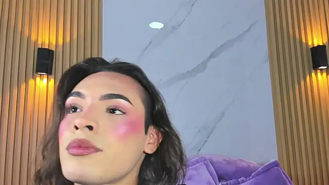 Snapshot of miss_Ari chatting on 3, 12, 2024 miss Ari online show from 3, 12, 2024