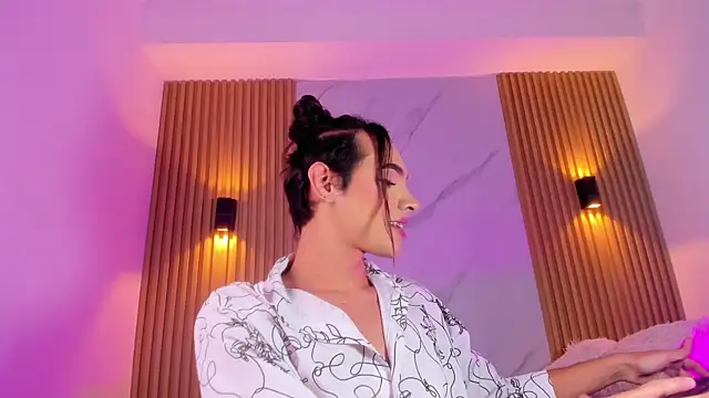 Snapshot of miss_Ari chatting on 18, 3, 2025 miss Ari online show from 18, 3, 2025