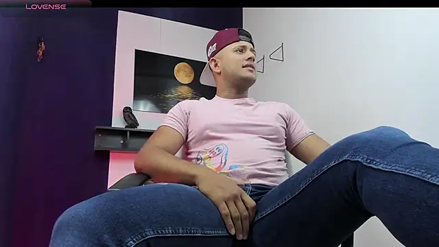 Snapshot of Marcos_garcias chatting on 9, 3, 2025 Marcos garcias online show from 9, 3, 2025