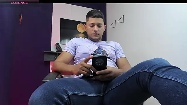 Snapshot of Marcos_garcias chatting on 11, 3, 2025 Marcos garcias online show from 11, 3, 2025