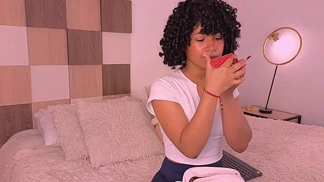 Adele Carter  online show from 26, 11, 2025