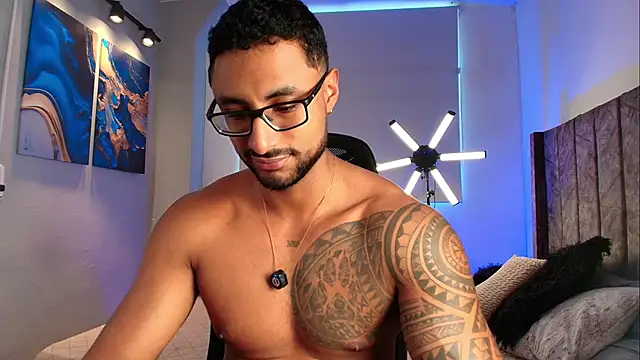 Snapshot of LiamGarcia1 chatting on 16, 5, 2026 LiamGarcia1 online show from 16, 5, 2026