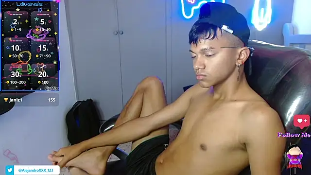 loistwink  online show from 20, 2, 2025