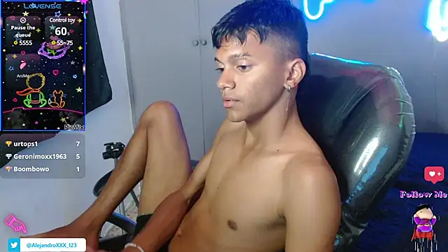 loistwink  online show from 22, 2, 2025