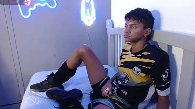 loistwink  online show from 19, 3, 2025