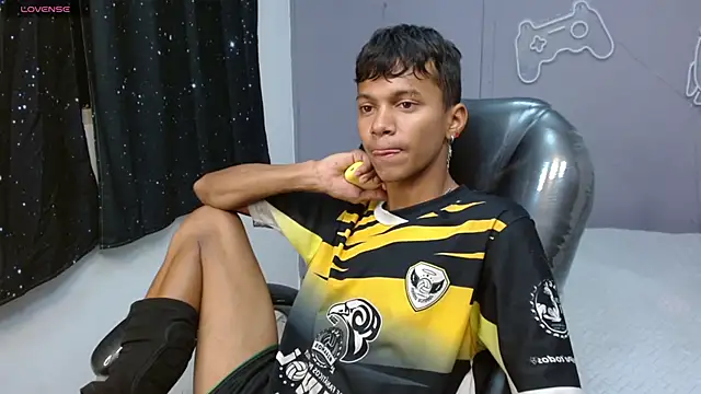 loistwink  online show from 19, 3, 2025