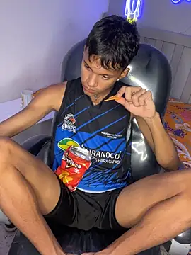 loistwink  online show from 11, 9, 2025