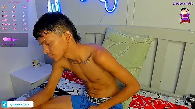 loistwink  online show from 28, 10, 2025