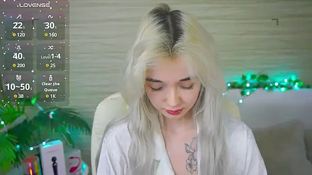 Ashley S online show from 8, 3, 2025