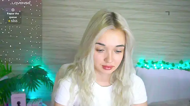 Ashley S online show from 10, 9, 2025