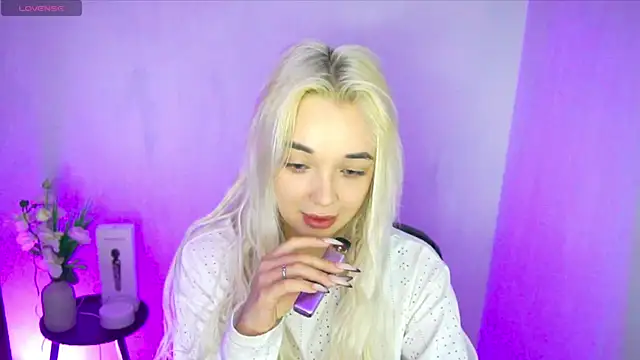 Snapshot of Ashley_S chatting on 21, 7, 2026 Ashley S online show from 21, 7, 2026