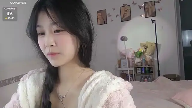 Snapshot of Luminous163 chatting on 29, 1, 2025 Luminous163 online show from 29, 1, 2025