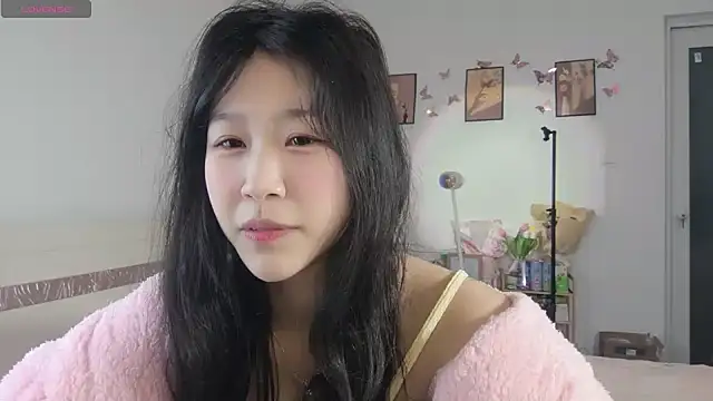 Snapshot of Luminous163 chatting on 11, 2, 2025 Luminous163 online show from 11, 2, 2025