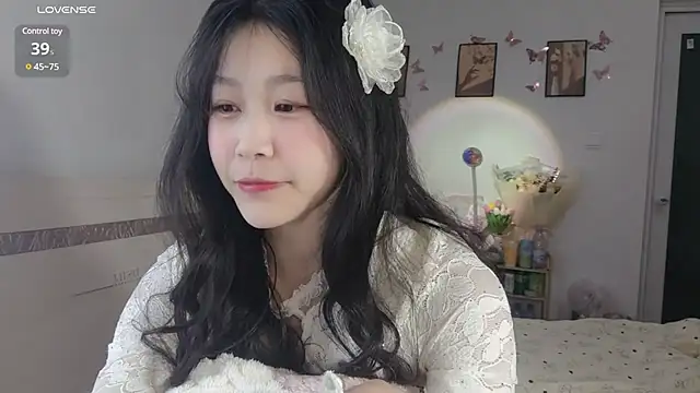 Snapshot of Luminous163 chatting on 23, 2, 2025 Luminous163 online show from 23, 2, 2025