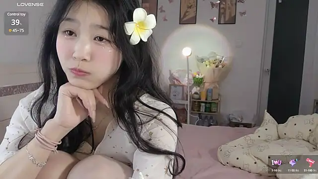 Snapshot of Luminous163 chatting on 26, 2, 2025 Luminous163 online show from 26, 2, 2025