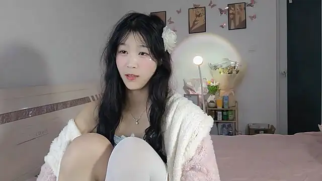 Snapshot of Luminous163 chatting on 3, 3, 2025 Luminous163 online show from 3, 3, 2025