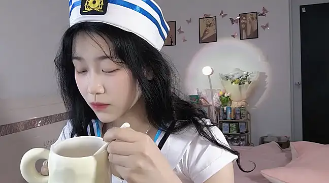 Snapshot of Luminous163 chatting on 14, 3, 2025 Luminous163 online show from 14, 3, 2025