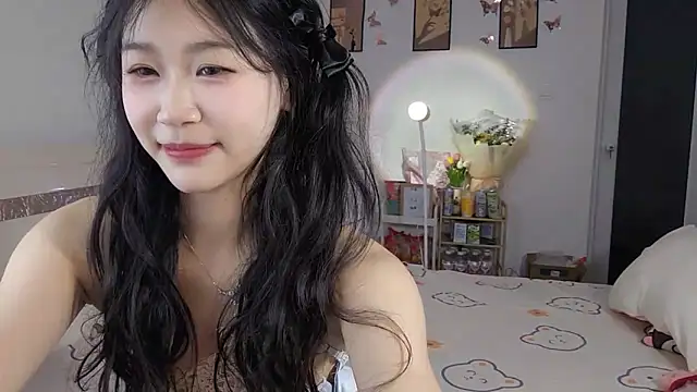 Snapshot of Luminous163 chatting on 18, 3, 2025 Luminous163 online show from 18, 3, 2025