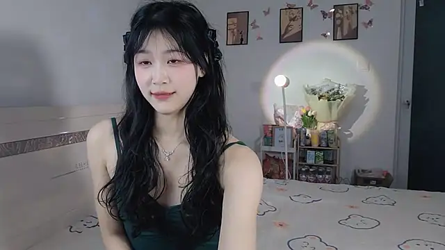 Snapshot of Luminous163 chatting on 19, 3, 2025 Luminous163 online show from 19, 3, 2025