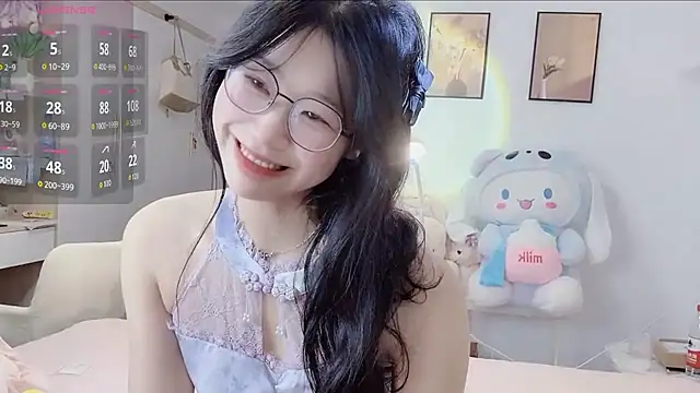 Snapshot of Luminous163 chatting on 20, 9, 2025 Luminous163 online show from 20, 9, 2025