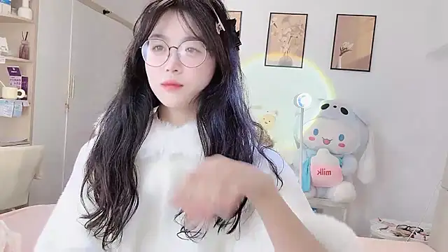 Snapshot of Luminous163 chatting on 14, 12, 2025 Luminous163 online show from 14, 12, 2025