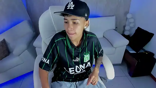 nova sex01 online show from 6, 1, 2025