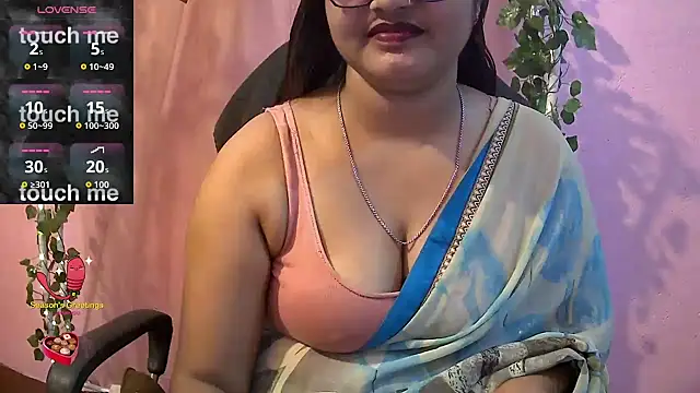 Snapshot of Pari-new chatting on 10, 4, 2026 Pari-new online show from 10, 4, 2026
