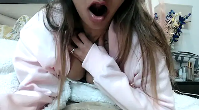 Snapshot of trippy_tina chatting on 7, 12, 2024 trippy tina online show from 7, 12, 2024