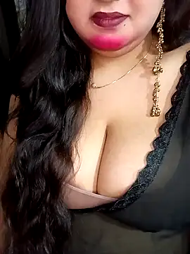 Suhanakhan00 online show from 6, 4, 2026