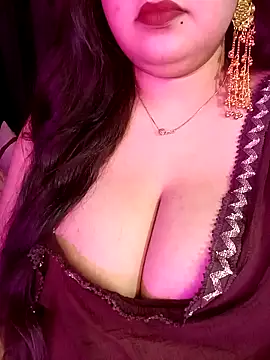 Snapshot of Suhanakhan00 chatting on 16, 5, 2026 Suhanakhan00 online show from 16, 5, 2026