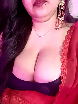 Snapshot of Suhanakhan00 chatting on 26, 5, 2026 Suhanakhan00 online show from 26, 5, 2026