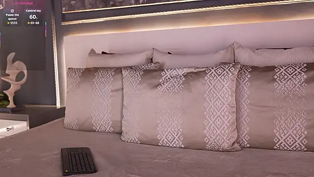 IvyEllis online show from 13, 3, 2026