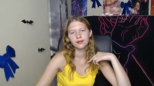 Snapshot of StellaCRL chatting on 4, 7, 2026 StellaCRL online show from 4, 7, 2026