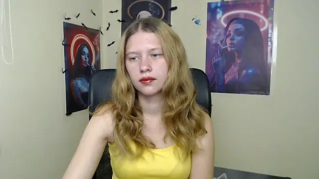 Snapshot of StellaCRL chatting on 13, 7, 2026 StellaCRL online show from 13, 7, 2026