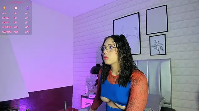 Lizzie-Evans online show from 8, 11, 2025