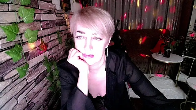 Hot Girl87 online show from 19, 12, 2024