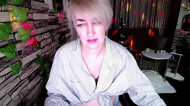 Hot Girl87 online show from 24, 12, 2024