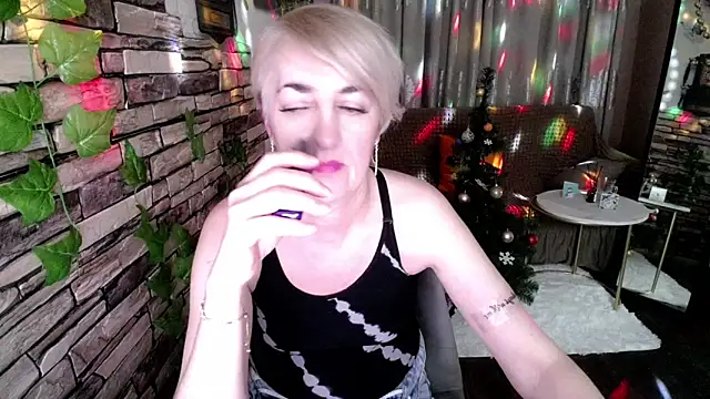 Hot Girl87 online show from 26, 12, 2024