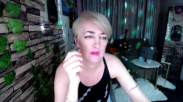 Hot Girl87 online show from 29, 12, 2024