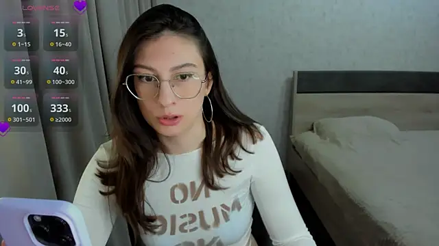 Snapshot of briannababy_ chatting on 15, 4, 2026 briannababy online show from 15, 4, 2026