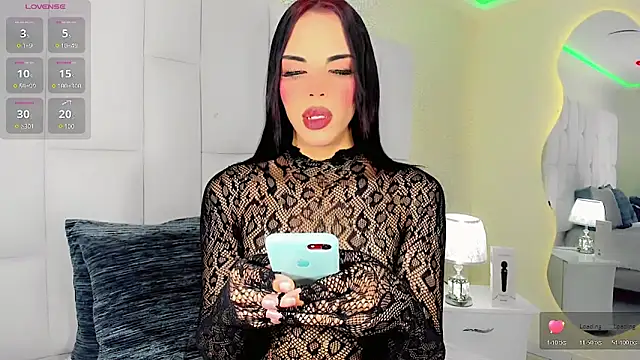 Snapshot of CandyJoselyn chatting on 1, 11, 2025 CandyJoselyn online show from 1, 11, 2025