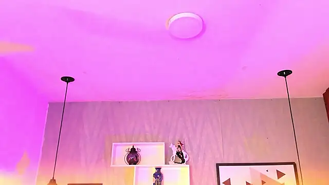 Snapshot of Valeria_roussi chatting on 24, 12, 2024 Valeria roussi online show from 24, 12, 2024