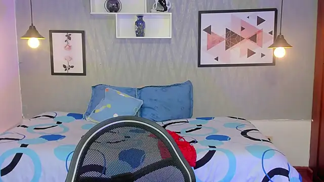 Snapshot of Valeria_roussi chatting on 15, 2, 2025 Valeria roussi online show from 15, 2, 2025