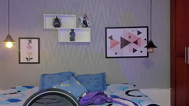 Snapshot of Valeria_roussi chatting on 17, 2, 2025 Valeria roussi online show from 17, 2, 2025