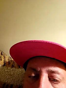 Snapshot of HeteroHotGuy1 chatting on 7, 10, 2025 HeteroHotGuy1 online show from 7, 10, 2025